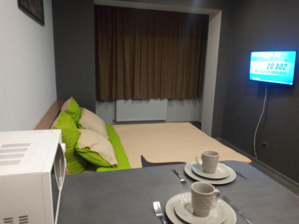 Apartment Yes 41 Uzjhorod Exteriör bild