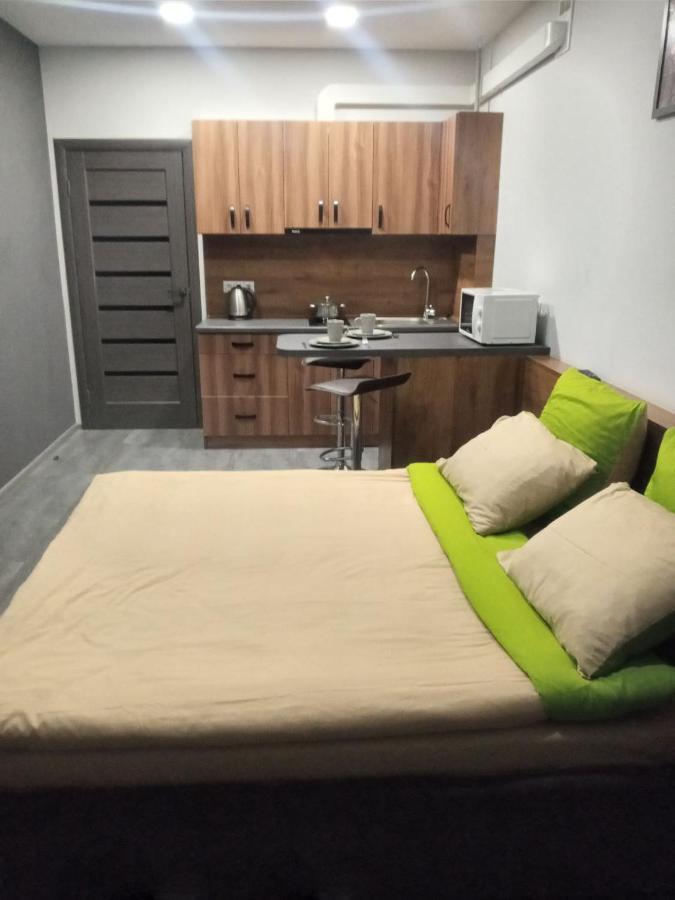 Apartment Yes 41 Uzjhorod Exteriör bild