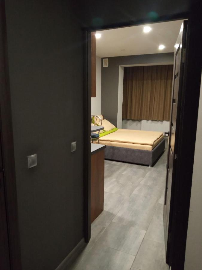 Apartment Yes 41 Uzjhorod Exteriör bild