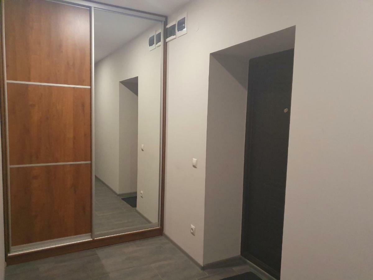 Apartment Yes 41 Uzjhorod Exteriör bild